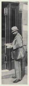 Pošťák (černobílá fotografie) od American Photographer