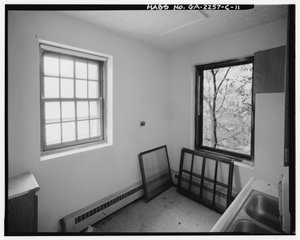Techwood Homes, budova č. 1, 575-579 Techwood Drive, Atlanta, Fulton County, GA (černobílá fotografie) od American Photographer