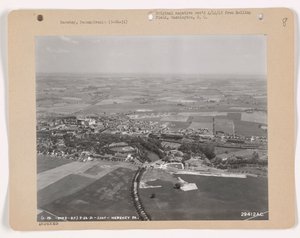 Pohled na Hershey, Pennsylvania, 26. května 1931 (černobílá fotografie) od American Photographer