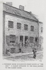 Činžovní dům na Hamilton Street známý jako "Loď", 1, úzký vchod do zadní části vedoucí do Garret Rooms (litho) od American School