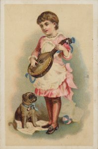 Dívka hrající na mandolínu se psem od American School