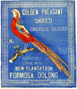 Zlatý bažant Nejlépe pečlivě vybírán, č. registrovaná ochranná známka New Plantation Formosa Oolong (blokový tisk (barevný inkoust na papíře s podkladem)) od American School