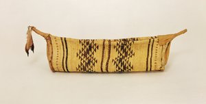 Hupa jump dance basket, ze Severní Karolíny (tkané vlákno) od American School