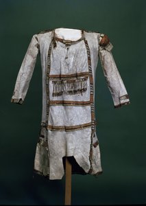 Indiánská košile po kolena (kůže karibu) (přední strana viz 109423) od American School