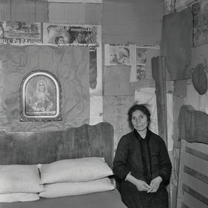 LOŽNICE od Ando Gilardi