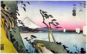 Geografie. Japonsko. Yui, pohled na zasněženou Fudži ze Satta-toge s výhledem na záliv Saruga. (17. stanice). Dřevoryt od Hirošigeho v: Padesát tři stanic Tokaido (1833-1834). Pohlednice, Japonsko, kolem roku 1900 (pohlednice)