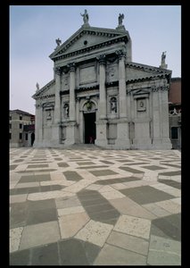 Fasáda kostela, postavena v letech 1564-80, fasáda provedena v letech 1607-11 od Andrea Palladio