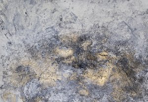 Metalická zlatá v grungeovém stylu od Anete Purina-Purite