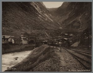 Vjezd do Gotthardského tunelu v Göschenen Göschenen, eingang i/das Gotthardtunnel (název na objektu) od Anonymous