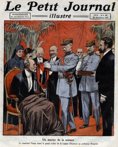 Mučedník vědy: Marechal Philippe Petain (1856-1951) předal velkou šňůru Čestné legie profesoru Jean-Alban Bergonie (Jean Alban Bergonie) (1857-1925), francouzskému lékaři zabývajícím se rakovinou. Rytina. Jeden z novin „Le Petité Journal illu od Anonymous Anonymous
