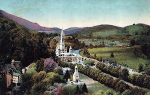 Přehled baziliky a Kalvárie v Lurdech - Hautes Pyrenees (65) kolem roku 1900. od Anonymous Anonymous