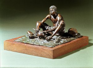 Sedící muž s hrncem na vaření (bronz na dubovém podstavci) od Anton van Wouw
