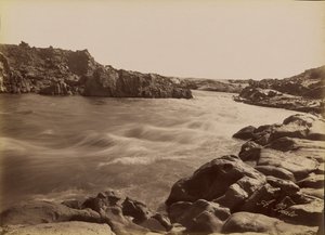 [The Rapid of the First Cataract] / [Le Rapide de la Premiere Cataracte] od Antonio Beato