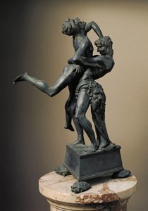 Dvanáct Herkulových děl: „Hérakles (Herkules) zvedni obra Ante“ Bronzová socha Antonia Benciho s názvem Le Pollaiolo (Pollaiuolo) (1431-1498) 1475 Rozm. 45 cm Museo del Bargello, Florencie od Antonio Pollaiuolo