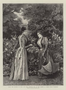 Jeho královská výsost vévodkyně z Tecku a princezna May v zahradě ve White Lodge v Richmondu od Arthur Hopkins