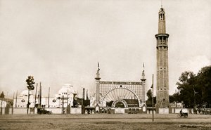 Grenoble (Isere, Dauphine): Mezinárodní výstava bílého uhlí a cestovního ruchu v roce 1925 - monumentální vchod a orientační věž (Perretova věž) - postavená bratry Augustem (1874-1954) a Gustavem (1876-1952) Perretovými, vysoká 95 metrů a téměř 8 me