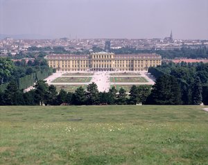 Zámek Schonbrunn, dokončen 1711 od Austrian School