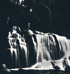 Vodopád na Rio Dourado Lencoes, 1895