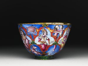 Mísa s víčkem, podšálek a lžíce s astrologickým zdobením, počátek 19. století od Baqir