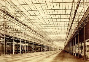 Nave at Crystal Palace, Hyde Park, březen 1852 (albumenový tisk z kalotypového negativu)
