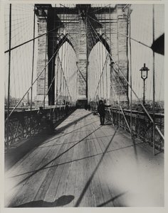 East River Bridge, 1888 (želatinový stříbrný tisk) od Breading G. Way