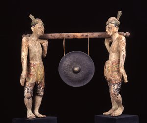 Gong, konec 19. století (dřevo a kov)