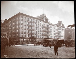 The Grand Union Hotel na 4th Avenue a 42nd Street, New York, 1904 (stříbrný želatinový tisk) od Byron Company
