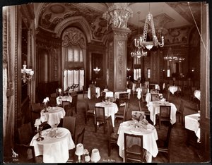 Dámská kavárna v hotelu McAlpin, 1913 (stříbrný želatinový tisk) od Byron Company