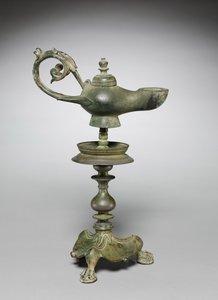 Lampa a stojan, 400s od Byzantine