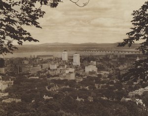 Panorama Montrealu, střední a západní část (čb fotografie) od Canadian Photographer