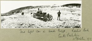 Lehký vůz Ford ve Wadi Guzzeh, Rashid Beck, Jižní Palestina, říjen 1917