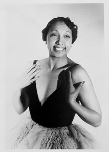 Josephine Baker (1906-75) v Paříži
