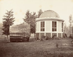 Dům nad pařezem velkého stromu, 1865-66, tisk ca. 1876. od Carleton Emmons Watkins