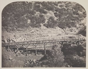 Železniční most, Cape Horn, Mariposa County od Carleton Watkins