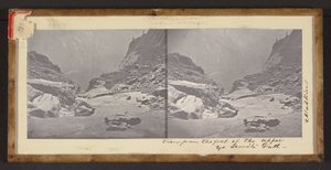 Pohled z úpatí vodopádu Upper Yo Semite od Carleton Watkins
