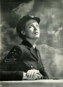 Sledování bitvy, c1943. od Cecil Beaton