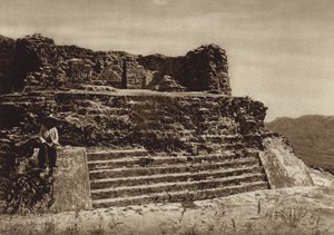 Mexiko: Tepoztlan, zřícenina chrámu El Tepoztecatl (č/b foto)