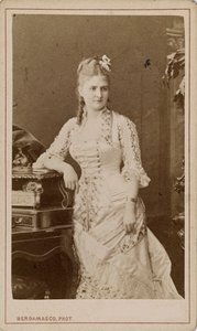 Portrét operní pěvkyně Caroline Salla Caroline Louise de Septavaux, c. 1880. od Charles Bergamasco
