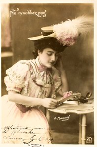 Stará pohlednice/Nezapomeňte na mě/Žena z Belle Epoque od Augustus Kollner