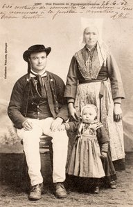 Stará pohlednice/rodina Plougastel Daoulas/Bretaň/Francie od Augustus Kollner