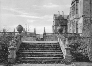 Schodiště na terasu ze zahrady Sunk Privy Garden od Charles Latham
