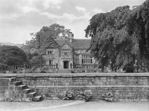 Woodsome Hall od Charles Latham