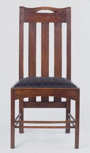 Boční židle, jedna z páru, vyrobená pro čajovny Miss Cranstons Argyle Street, Glasgow, 1896 (dub) od Charles Rennie Mackintosh