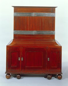 Kabinet - pohled zezadu, 1898 (mahagon a bílá cesmína) od Charles Robert Ashbee
