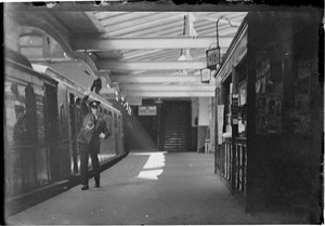 Liverpool Street Station, Liverpool Street, City of London, Greater London Authority, c1932. od Charles William Prickett