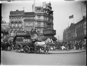 Shaftesbury Memorial Fountain, Piccadilly Circus, City of Westminster, Londýn, 1895-1905.