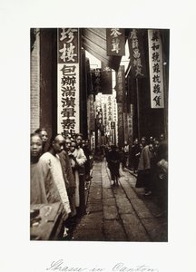 Pouliční scéna v Kantonu, kolem 70. let 19. století (tisk alba) od Chinese Photographer