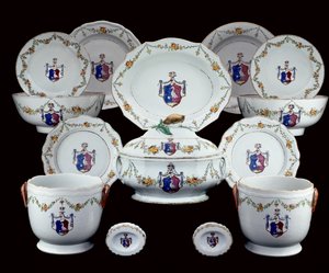 famille rose armorial večeře malovaná pažemi Tranefelt ze Švédska (keramika) od Chinese School