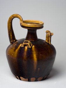 Hu s dekorem kuřecí hlavy, Eastern Jin, 317-420 (glazované nádobí) od Chinese School