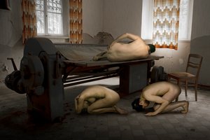 Nahé postavy – průmyslový úpadek od Christine von Diepenbroek